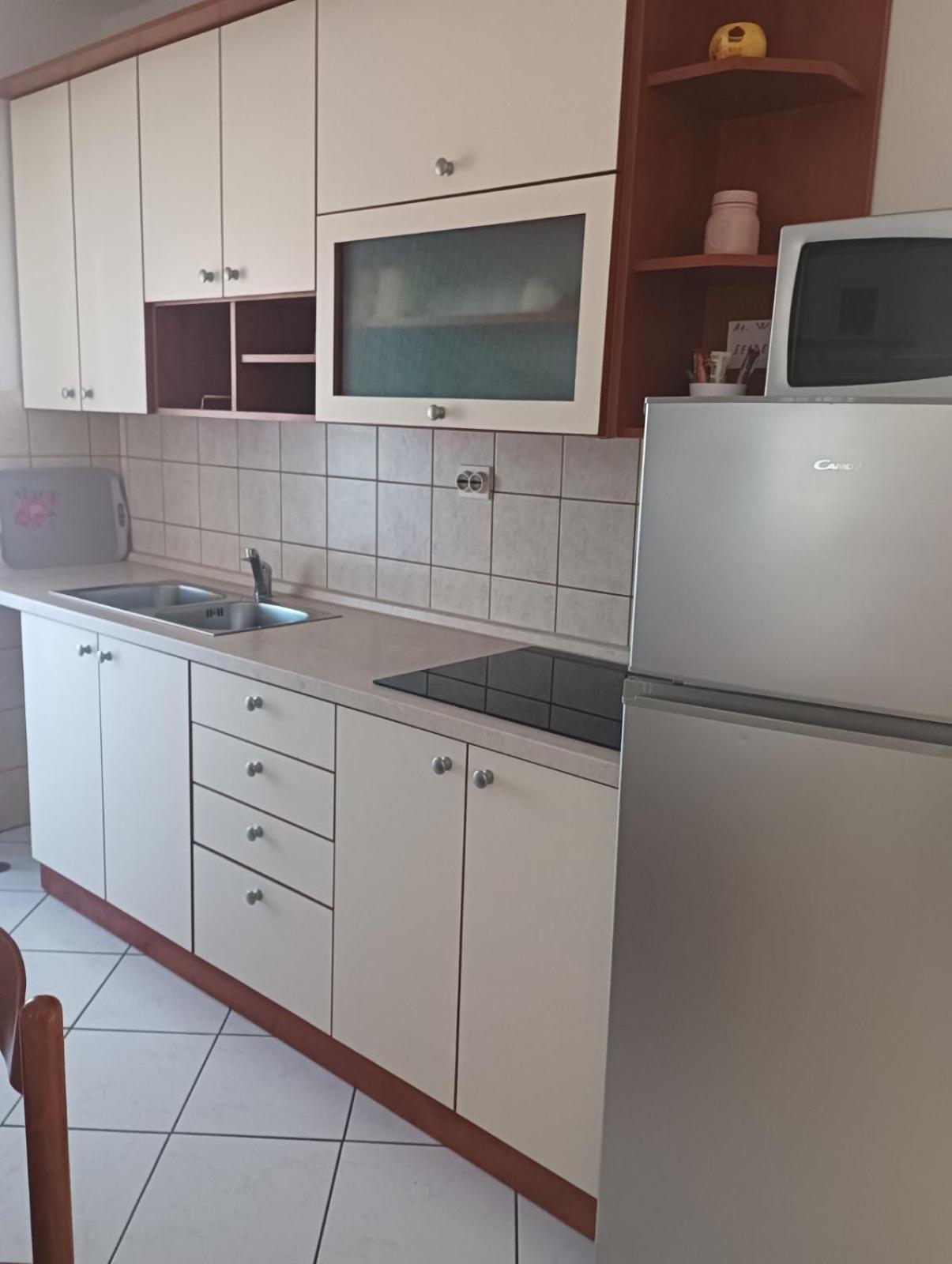 Apartmani Ana Vir Εξωτερικό φωτογραφία