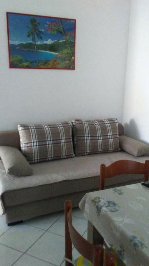 Apartmani Ana Vir Εξωτερικό φωτογραφία